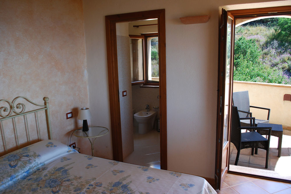 Palizzi Aguni Agriturismo E Locanda מראה חיצוני תמונה